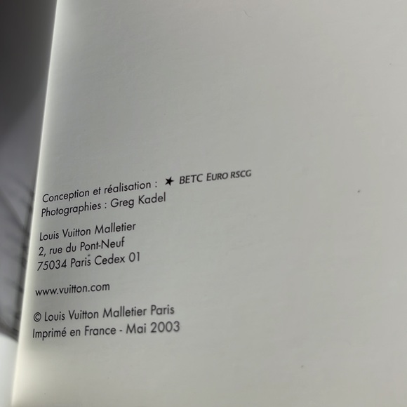 Luis Vuitton Vintage Rare Authentic Catalog Catalogue Pre-fall 2003 - Picture 7 of 7